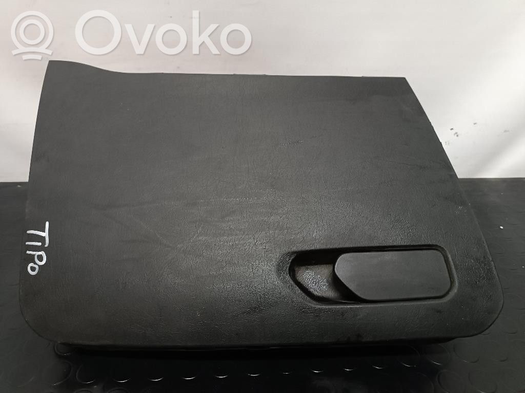 Fiat Tipo Juego guantera 