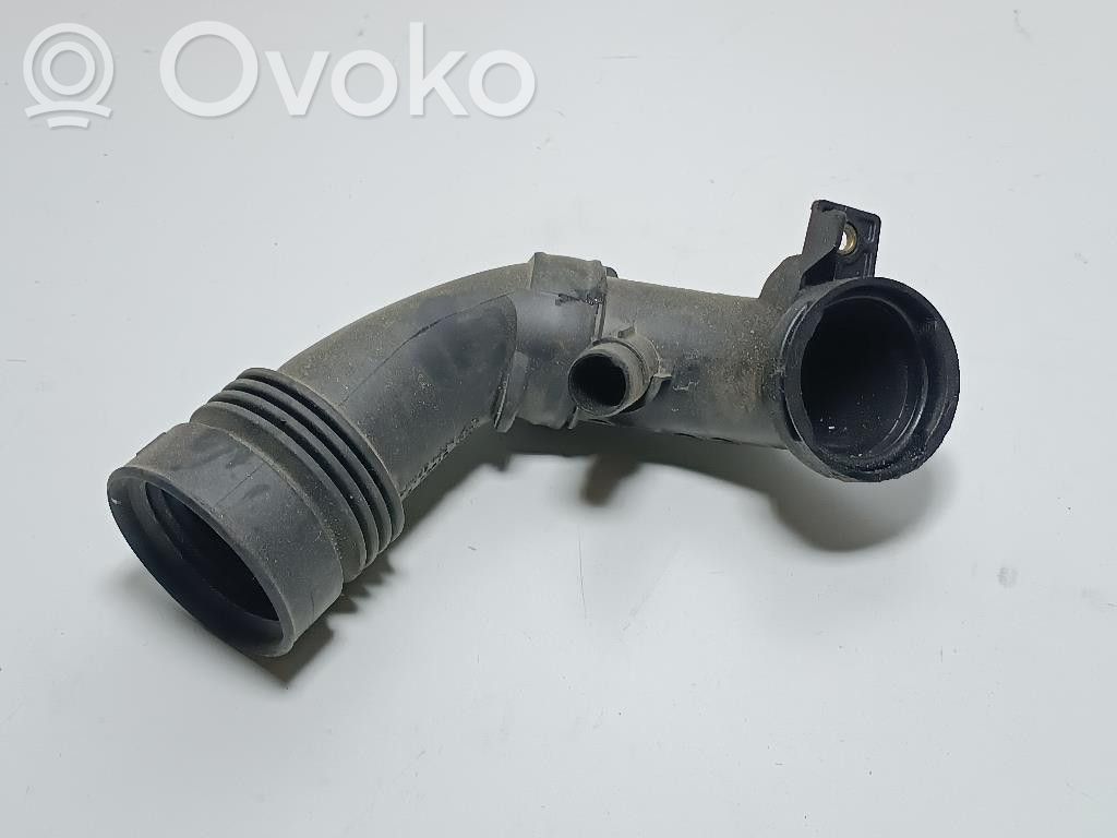 Peugeot 208 I Air intake hose/pipe 