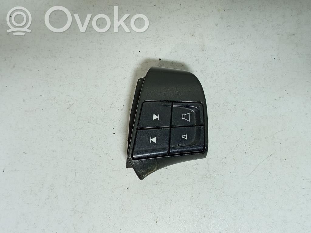 Volvo V50 Multimediju kontrolieris 