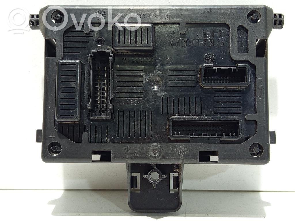 Renault Clio III Central body control module 