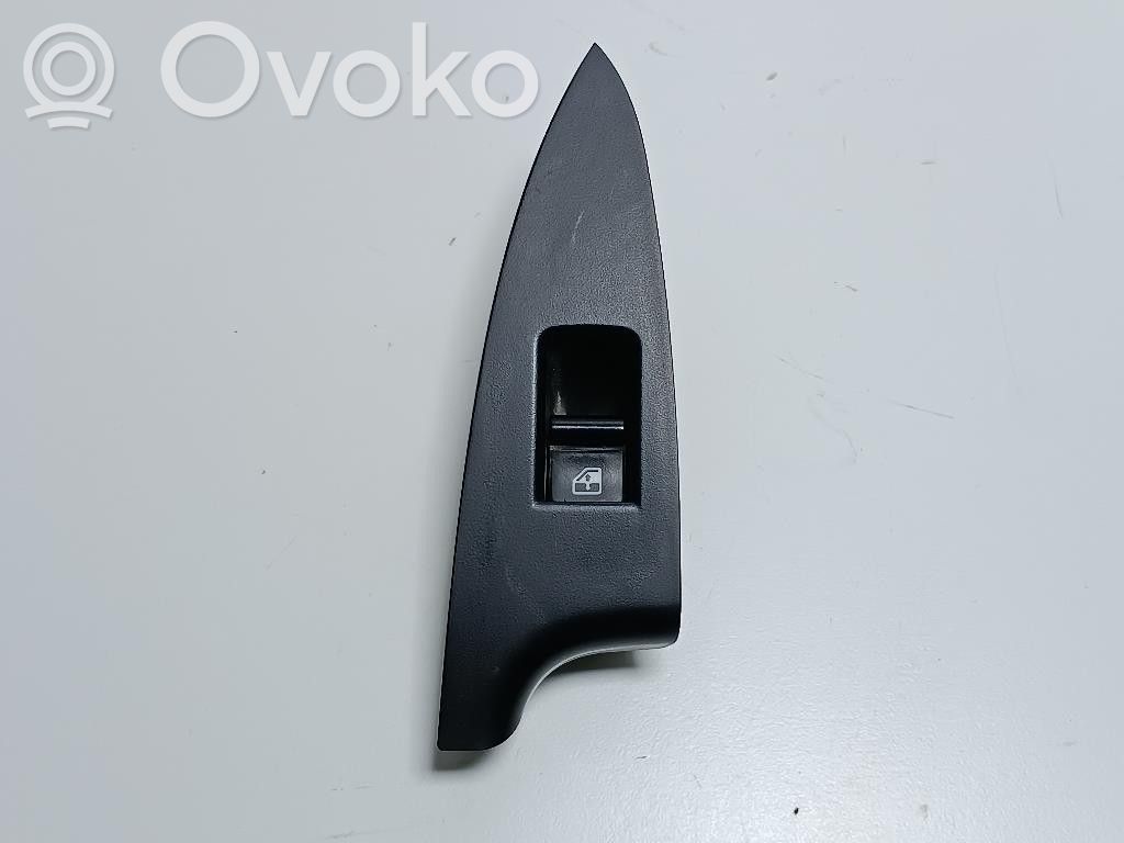 Alfa Romeo Giulietta Electric window control switch 