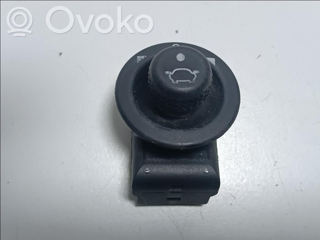 Ford Focus Veidrodėlių jungtukas 