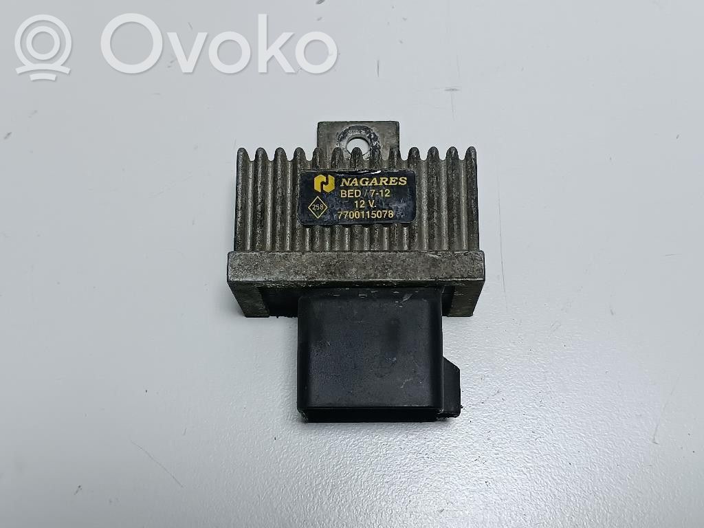 Volvo S40, V40 Kvēlsveču relejs 