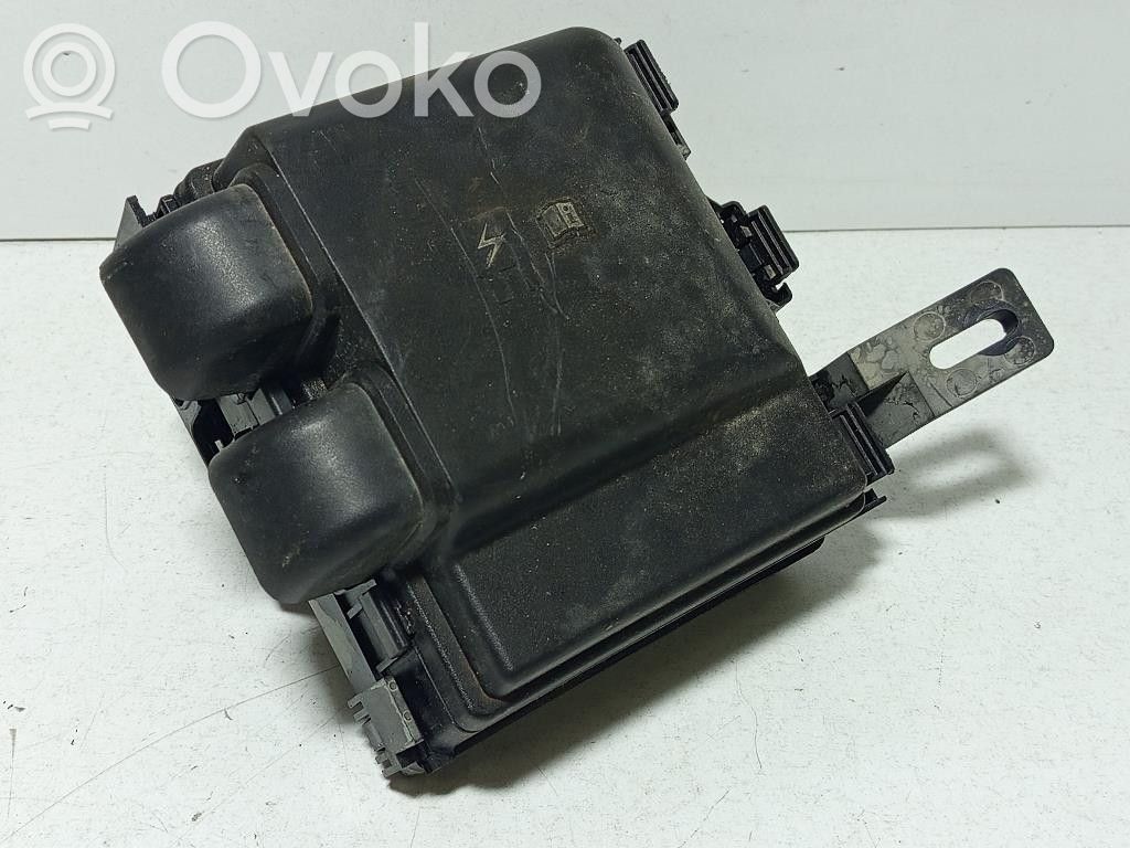 Ford Puma Module de fusibles 