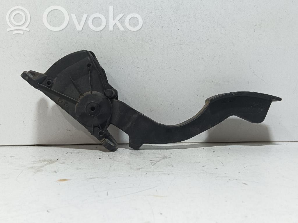 Mazda 3 I Accelerator throttle pedal 