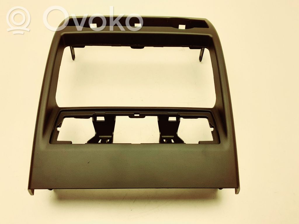 BMW X5 E70 Panelės apdailos skydas (centrinis) 
