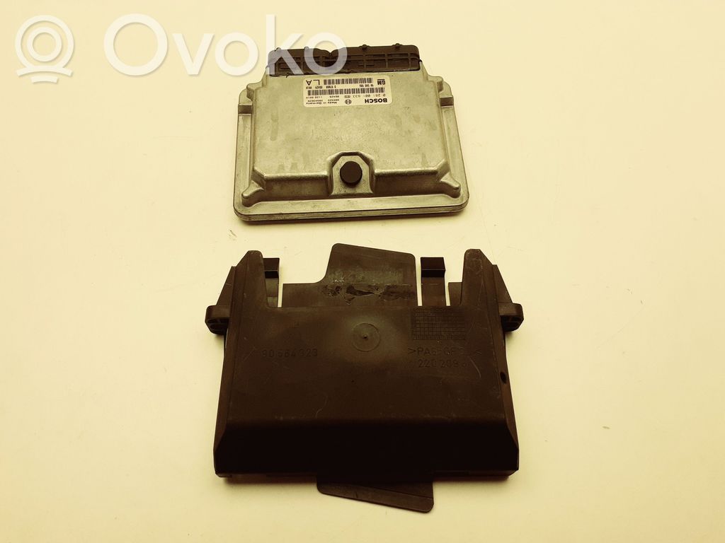 Opel Vectra B Engine control unit/module 