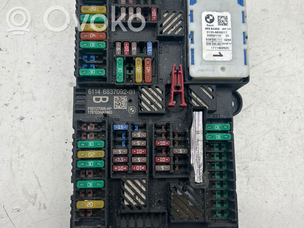 BMW 5 G30 G31 G38 Fuse box set 