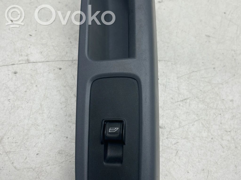 Volvo C30 Electric window control switch 