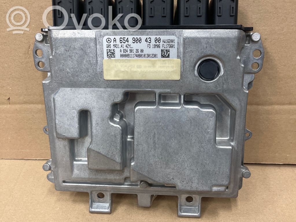 Engine control unit/module   A6549004300,A6549012600,0281034752