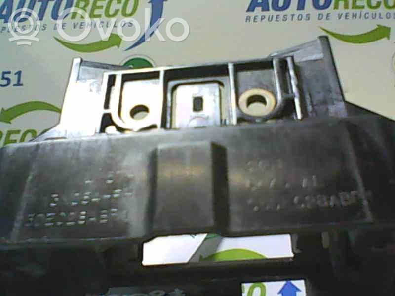 Interruptor de control multifunción   4M5T13N064