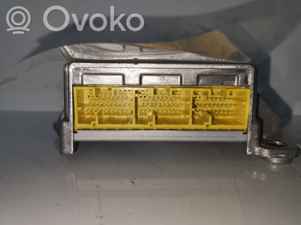 Mazda 3 III Airbag control unit/module 