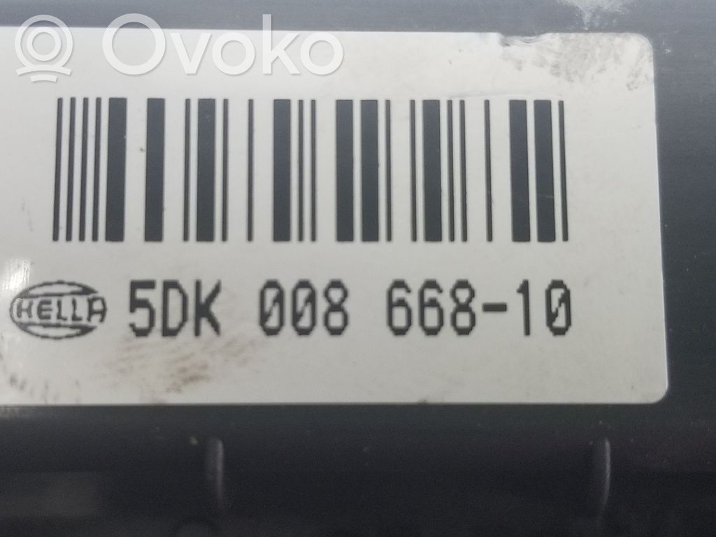Opel Astra H Drošinātāju bloks 