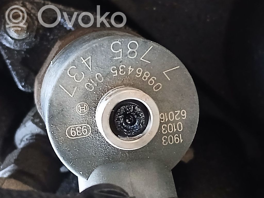 Inyector de combustible   0986435010