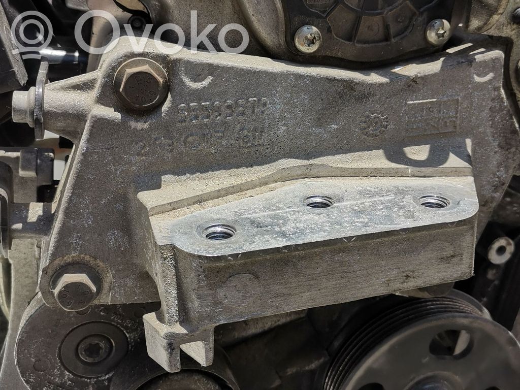 Opel Corsa E Supporto di montaggio del motore 