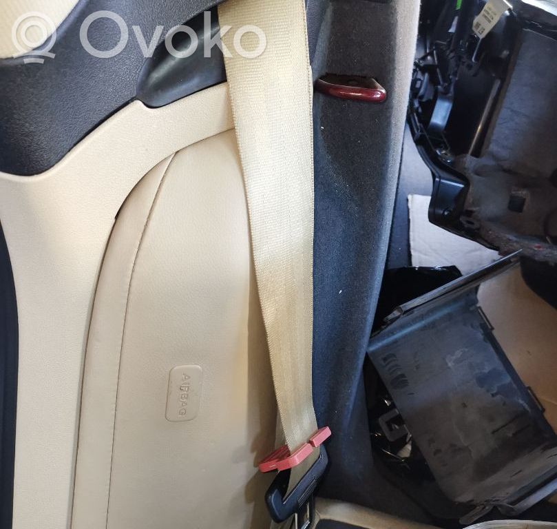 Audi A3 S3 8P Sicherheitsgurt hinten