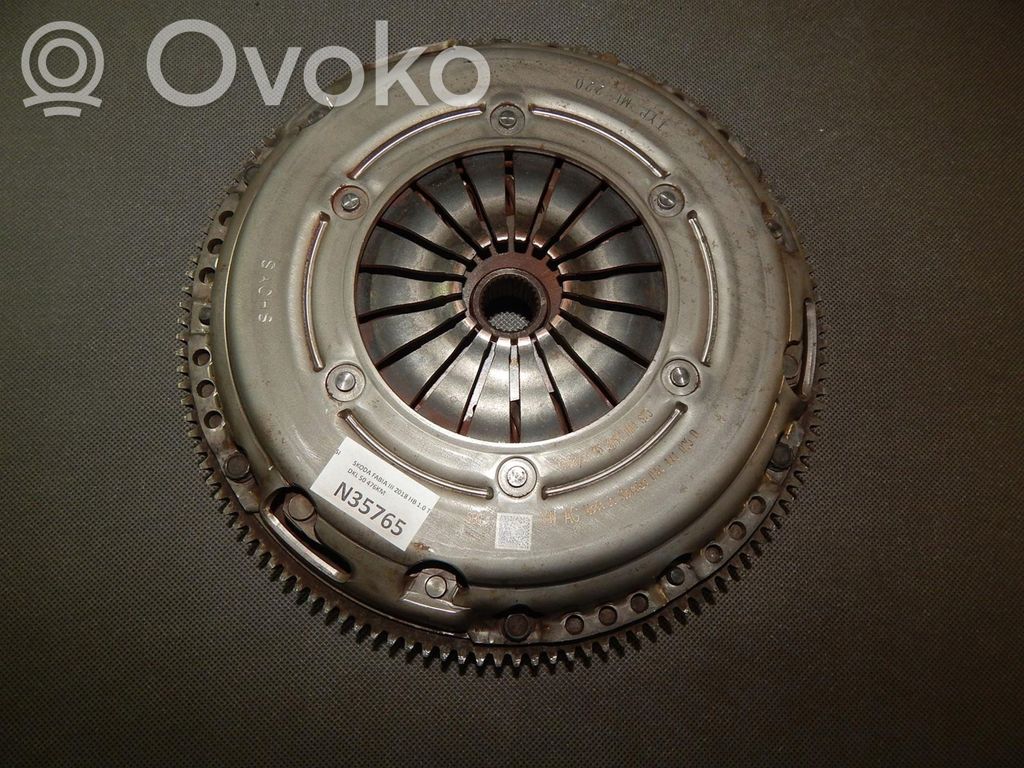 Skoda Fabia Mk3 (NJ) Sankabos komplektas 