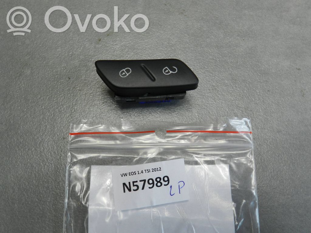 Volkswagen Eos Central locking switch button 