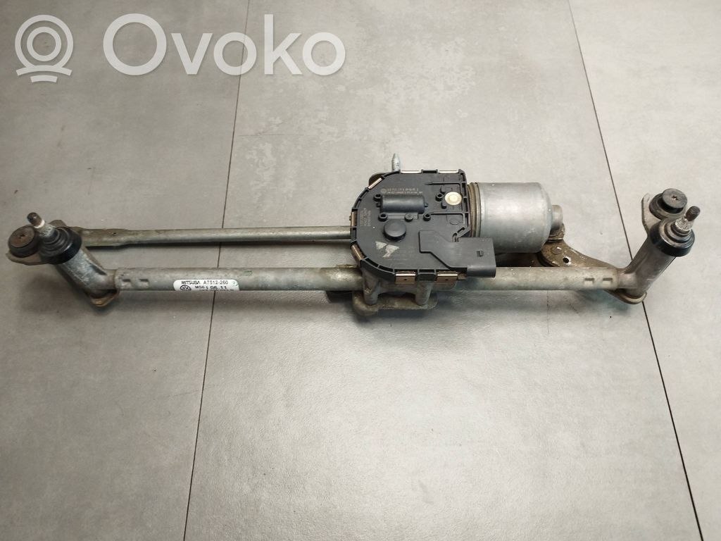 Volkswagen Scirocco Front wiper linkage and motor 