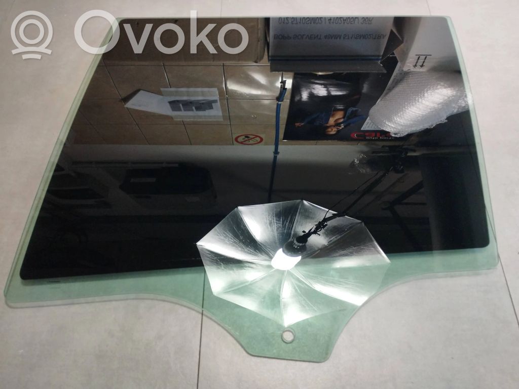 BMW X5 F15 Rear door window glass 