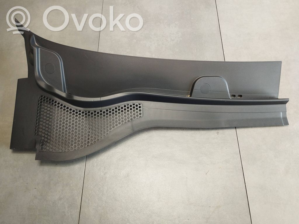Seat Leon IV Moldura del limpia 
