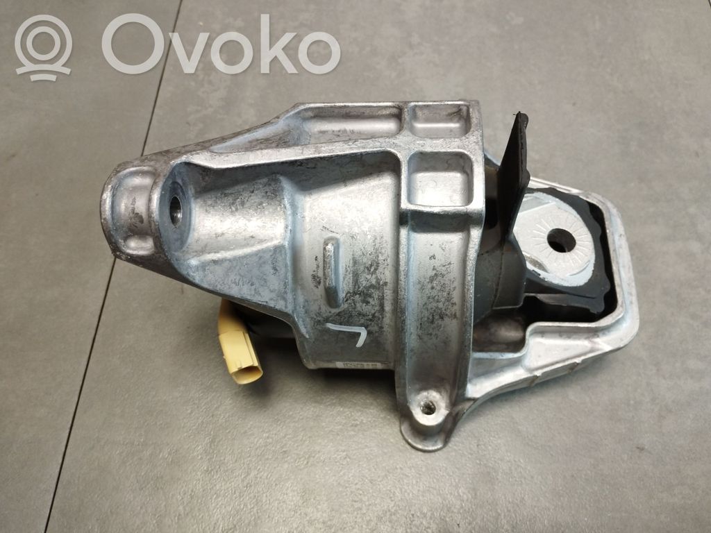 Engine mount vacuum valve   8B3199371BQ