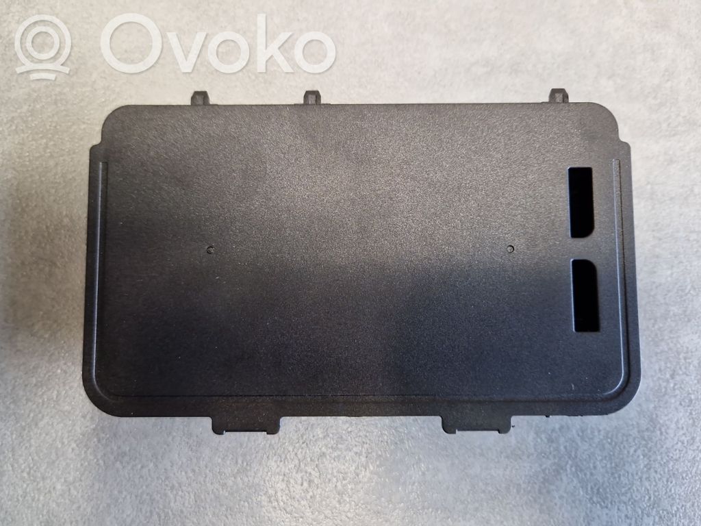 Cupra Formentor Wireless charging module 