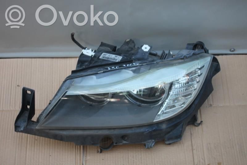 Scheinwerfer   720257404