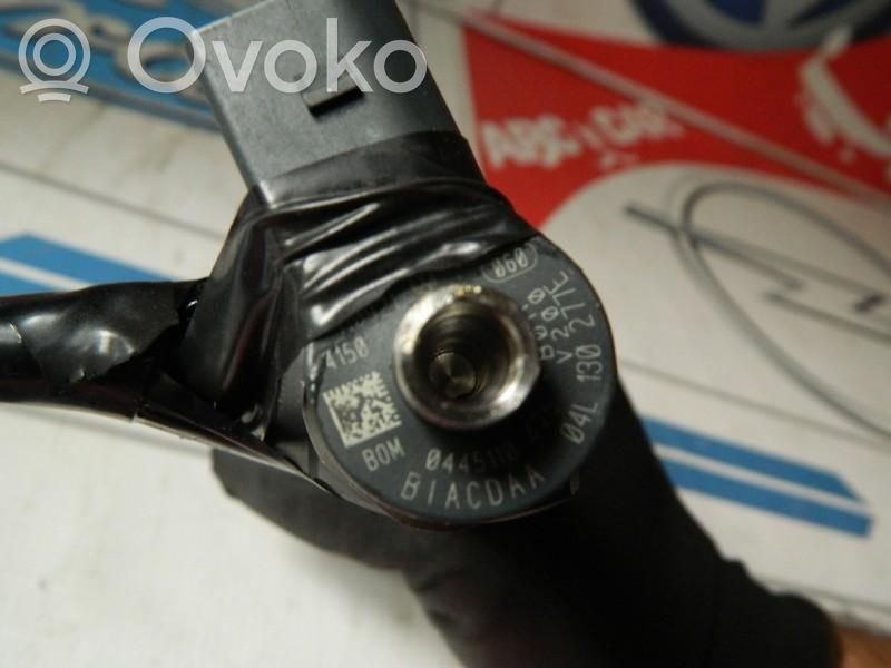 Inyector de combustible   04L130277E