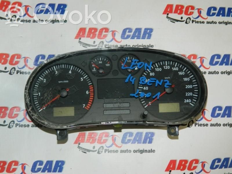 Часы   W01M0920801