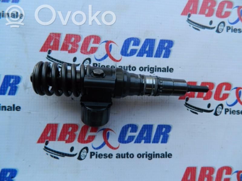 Inyector de combustible   03G130073B