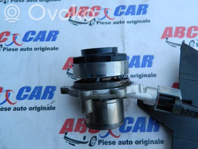 Audi A5 8T 8F Bomba de agua 