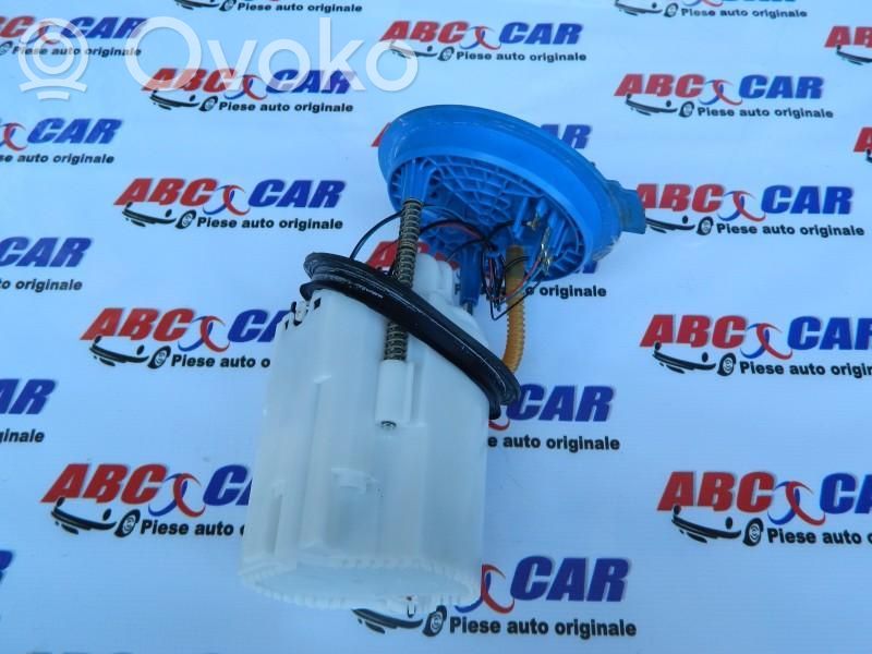 Bomba interna de combustible   5Q0919051M