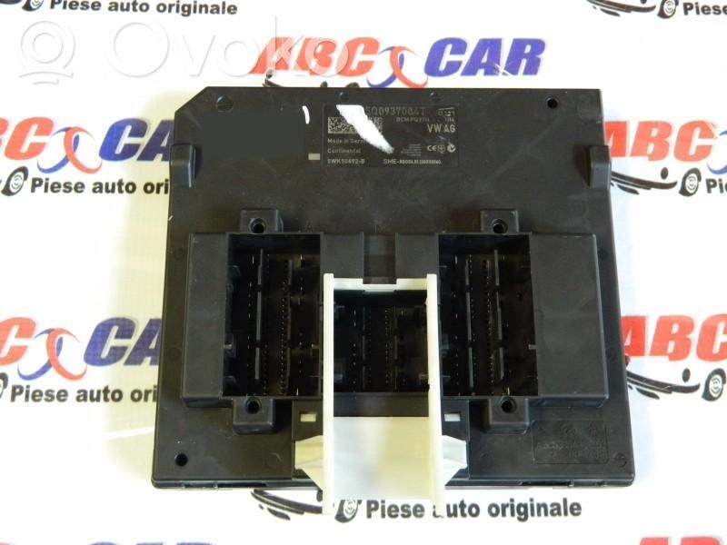 Autres unités de commande / modules   5Q0937084T