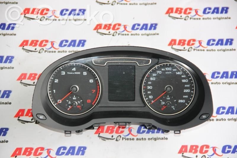 Audi Q3 8U Zegar 