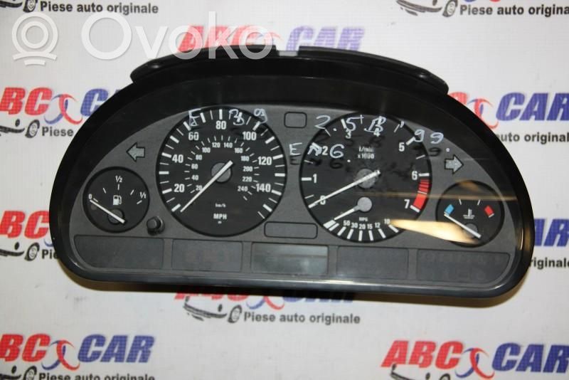 Horloge   110008735,62118381196,62118381196,62118381196