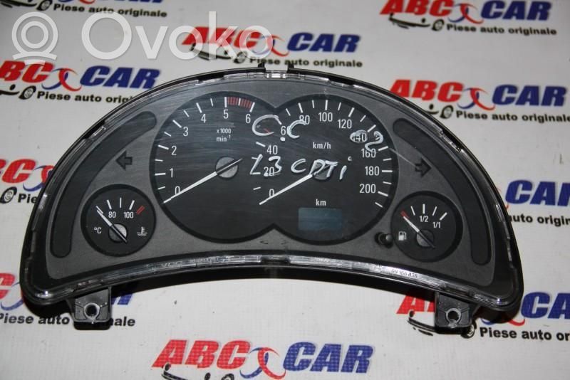 Opel Corsa C Clock 