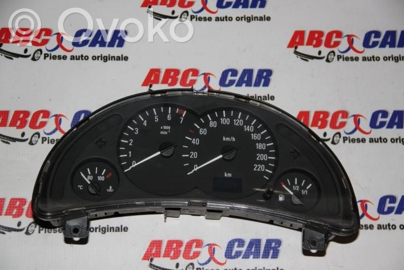 Opel Corsa C Clock 