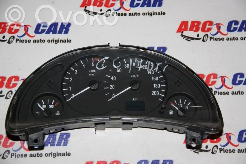 Opel Corsa C Clock 