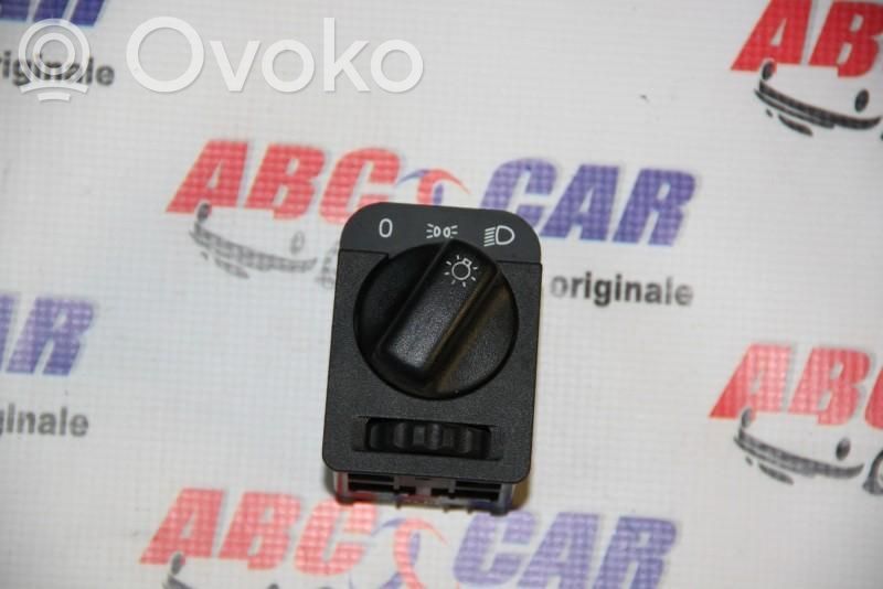 Light switch   90481764