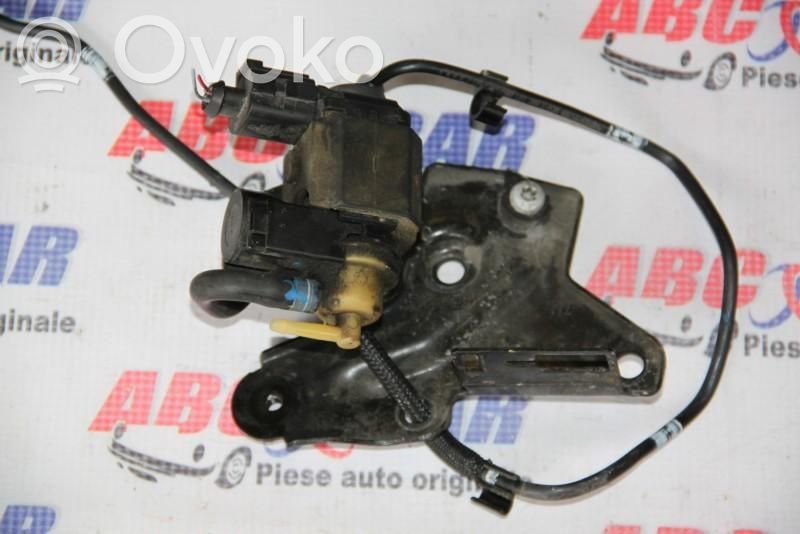 Vacuum valve   059906629F