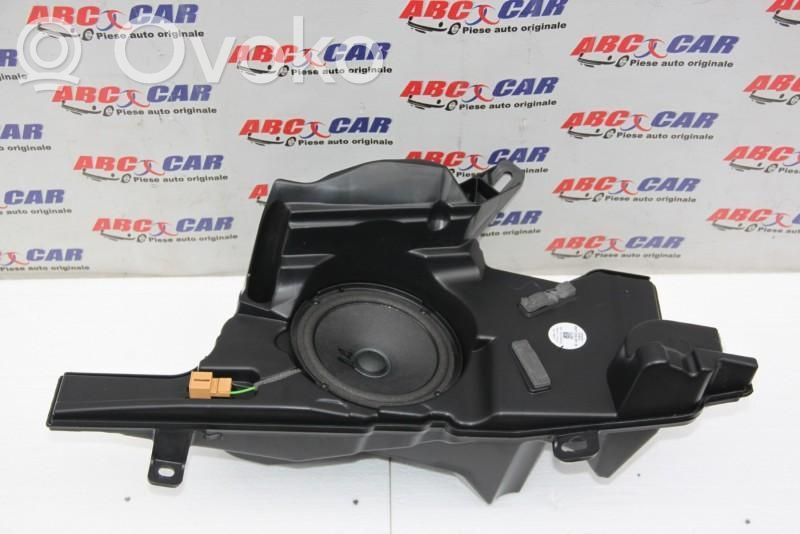 Audi A5 Subwoofer 