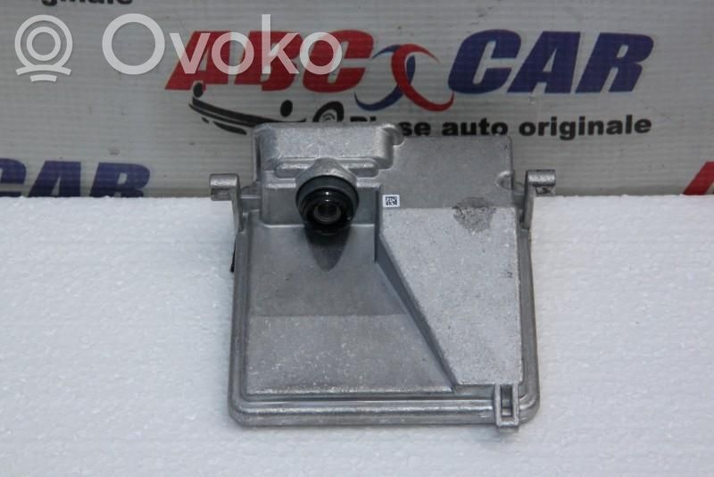 Windshield/windscreen camera   8S0980653