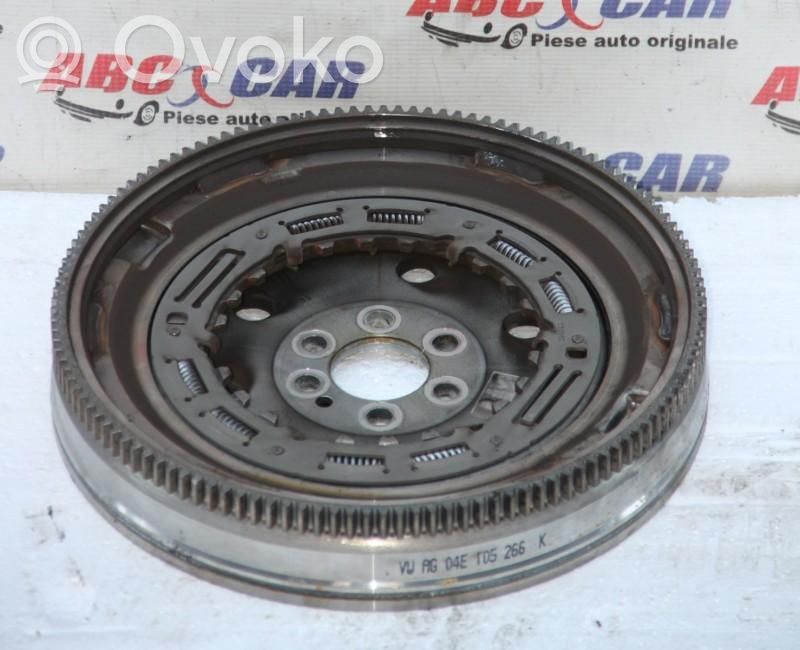 Volante motor   04E105266K