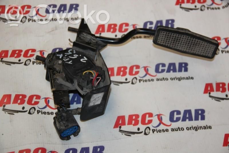 Accelerator throttle pedal   97VB9F832AB