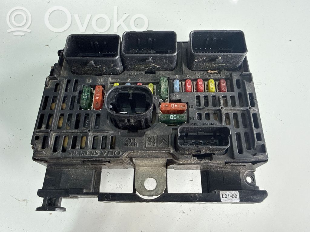 Peugeot 407 Módulo de confort/conveniencia 