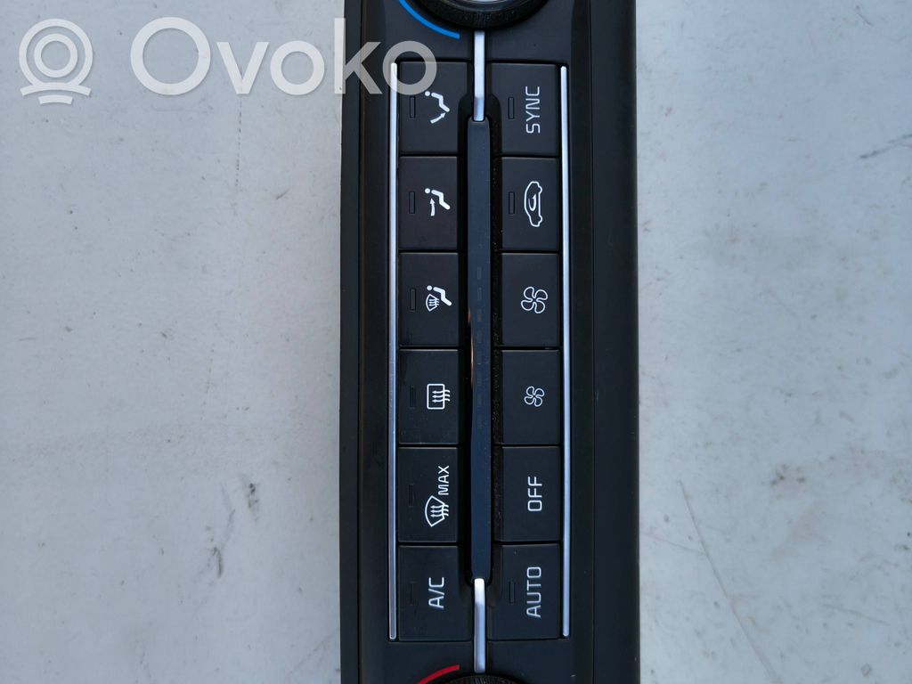 KIA Ceed Climate control unit 