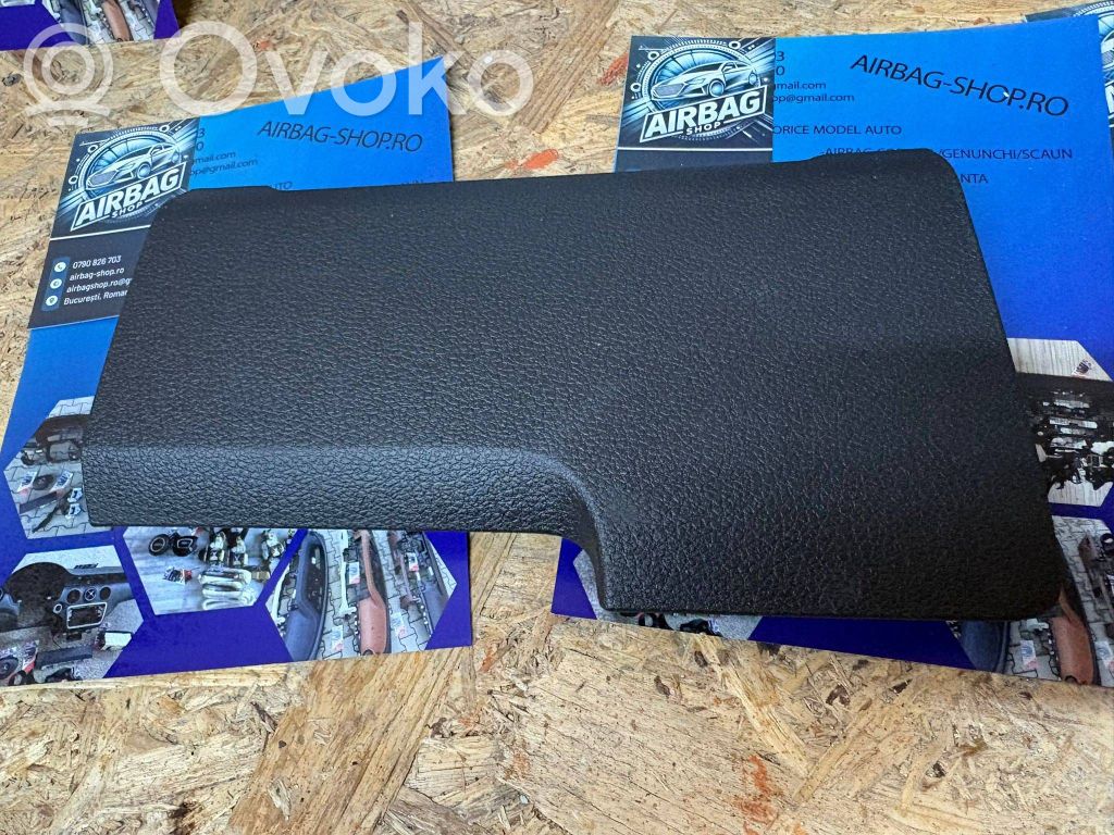 Skoda Fabia Mk3 (NJ) Revestimiento de los botones de la parte inferior del panel 