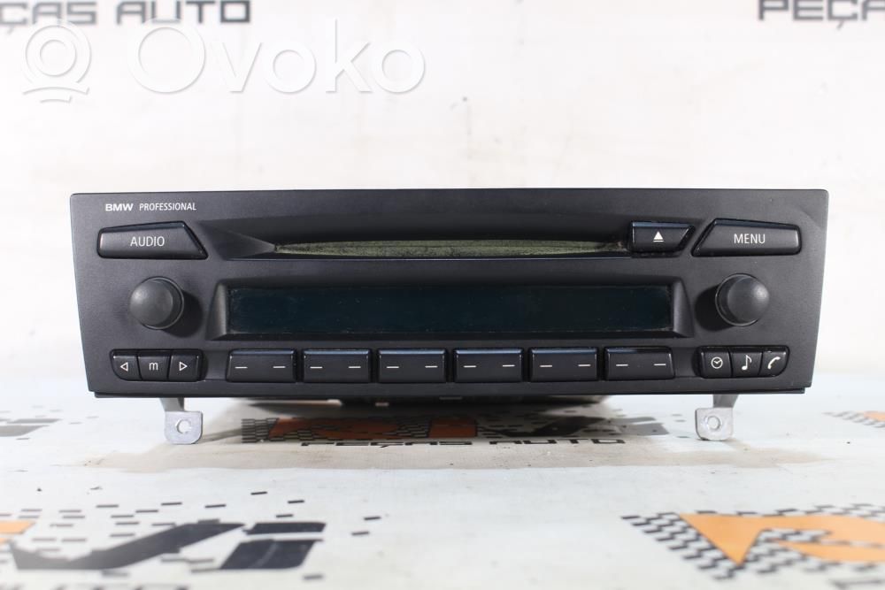 Radio/CD/DVD/GPS head unit   6987900,6952294,X1E84,Z4E89