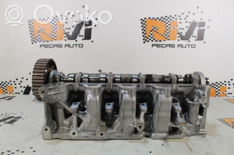 Galvutė   110421067R,ENTREOUTROSMODELOS,FACEADA,RENAULTCLIO